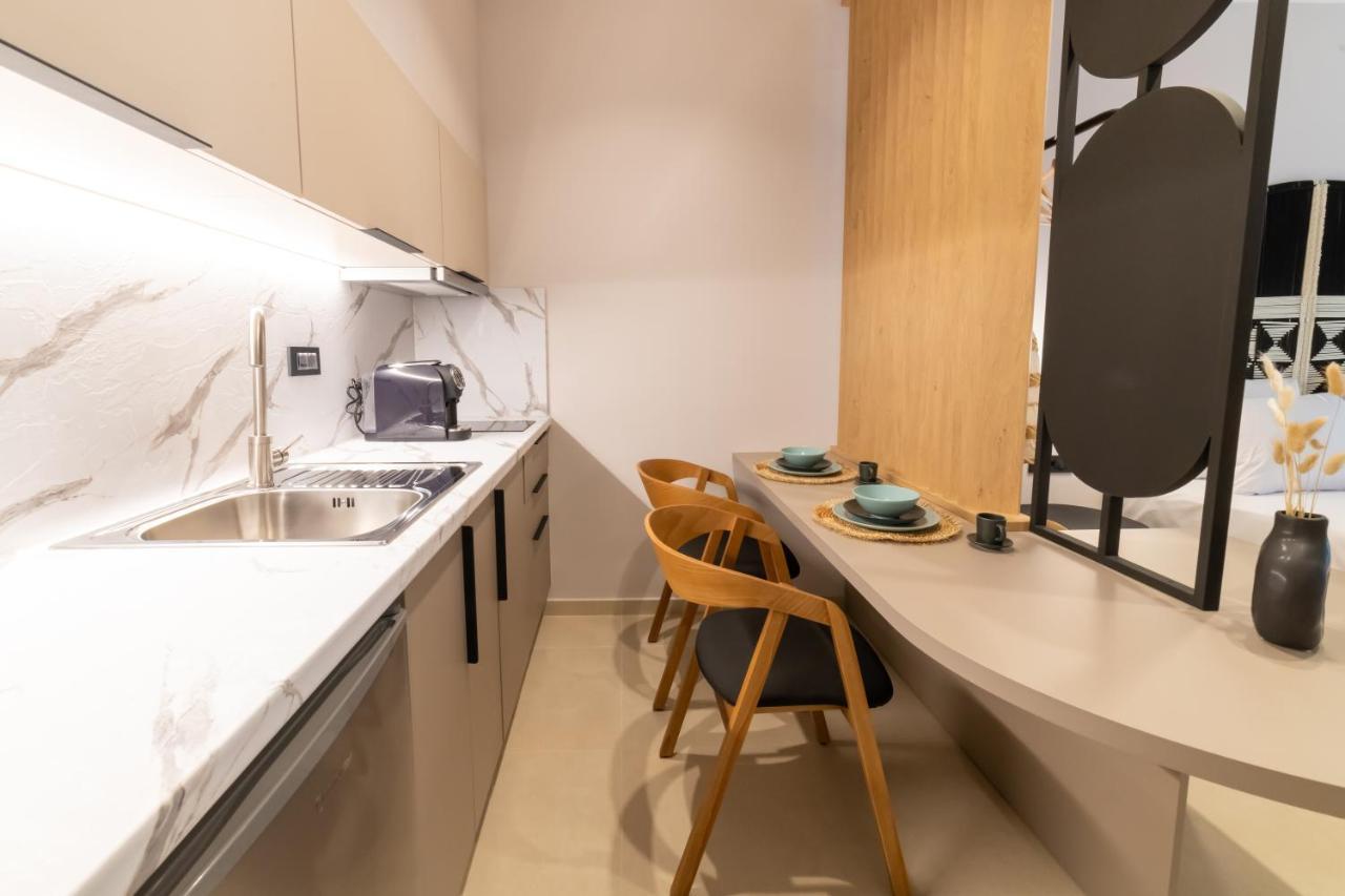 Anesis Deluxe Apartments パルガ エクステリア 写真
