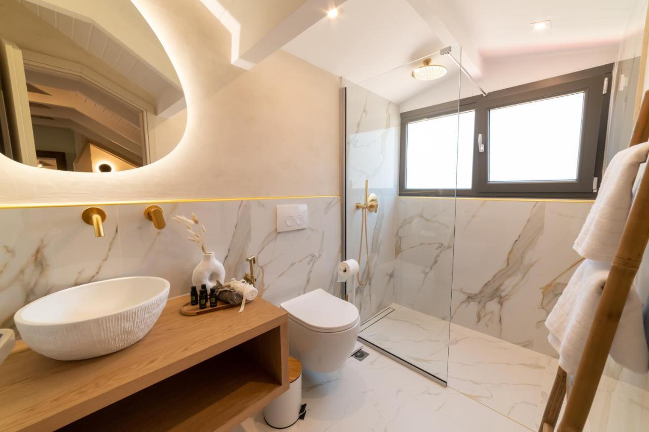 Anesis Deluxe Apartments パルガ エクステリア 写真